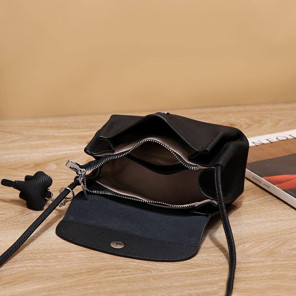 2025 Módní malé dámské kabelky přes rameno Kabelka z pravé kůže z měkké hovězí kůže Dámská crossbody kabelka s ornamentem slona