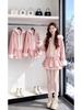Dicke Rosa Blumen-Kapuzenjacke & Rock Set für Damen - Herbst/Winter Schulstil