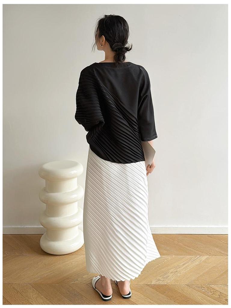 2026 Spring New Miyake High-End Irregular Pleated Plus Size Loose Casual Top