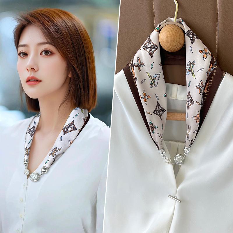 

Женский шелковый шарф с магнитной пряжкой — модная защита шеи на весну, лето и осень 2024 года No Size