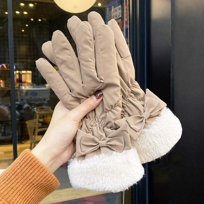 Fashionable Versatile Winter Gloves for Women Riding Electric Bikes In Winter. Warm Cotton and Thick Velvet Cycling Gloves