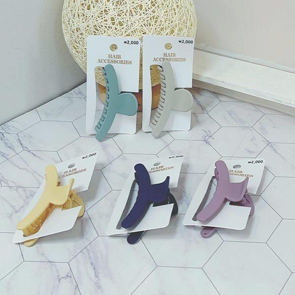 

Mno (Abm Wholesale Call) Clip Pin 06 (Random Color)