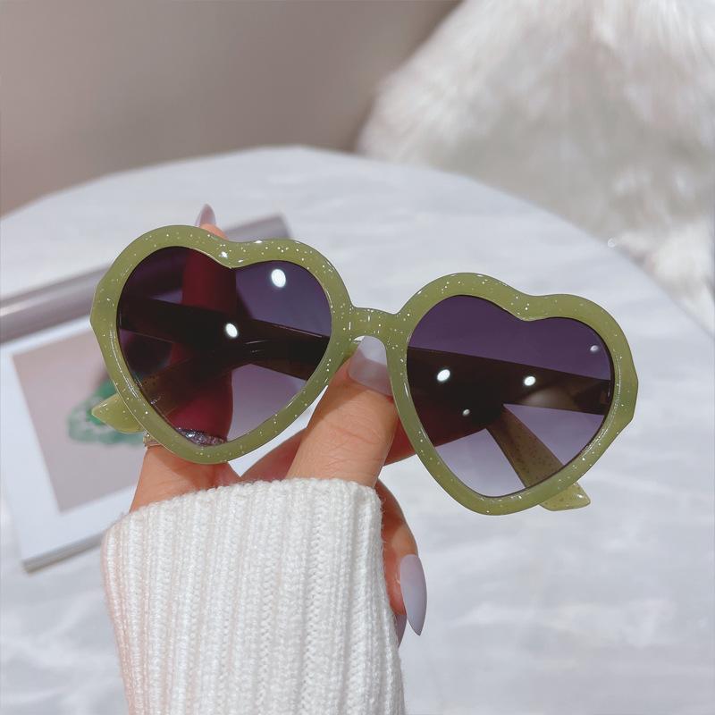 Cute Candy Color Hearts Kids Sunglasses Children Retro Pink Cartoon Sun Glasses Frame Girls Boys Baby Sunglasses UV400 Eyewear