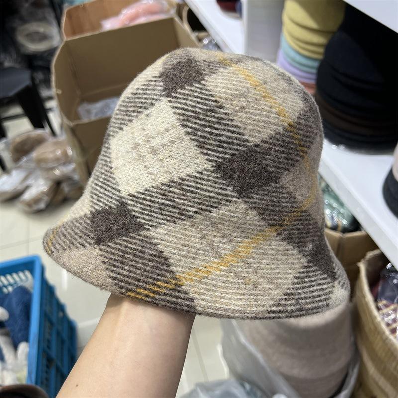 

Дизайн жаккардовая шапка-горшок из 100% шерсти в цветную полоску женская осенне-зимняя теплая модная шляпа-рыбачка прилив M（56-58cm） бежевый