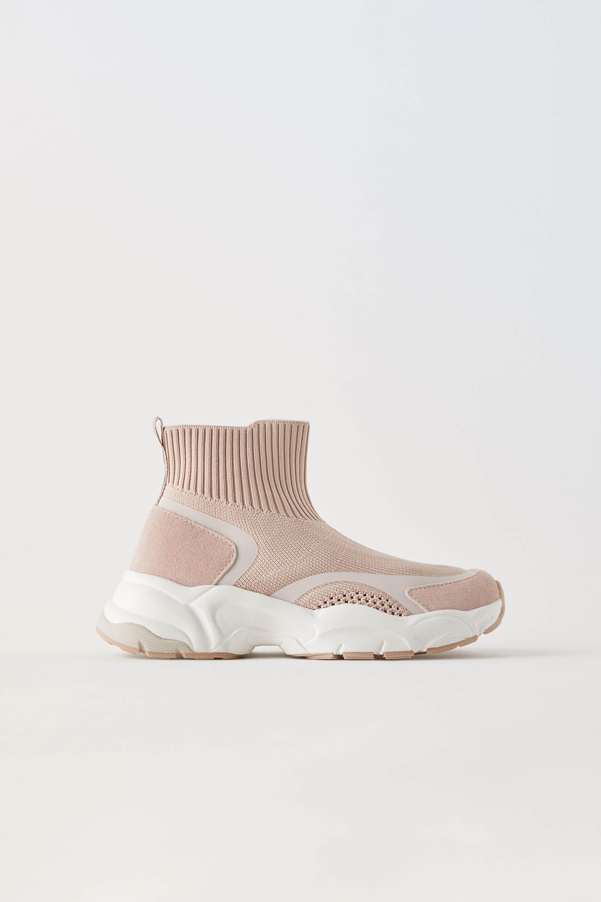 

ТРИКОТАЖНЫЕ ВЫСОКИЕ КРОССОВКИ