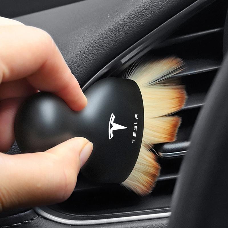 1/2pcs Car Crevice Dust Removal Artifact Brush Cleaning Brush Too For Tesla Model 3 Model X S 2016-2020 Decals TM3 TMX TMS Decal