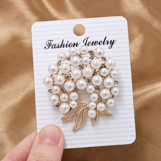 Dress Brooch Faux Pearl Rhinestone Flower Brooch, Retro Lapel Pin for Oxidation Resistant Wedding Party Bridal Shower, Women Girls Clothing