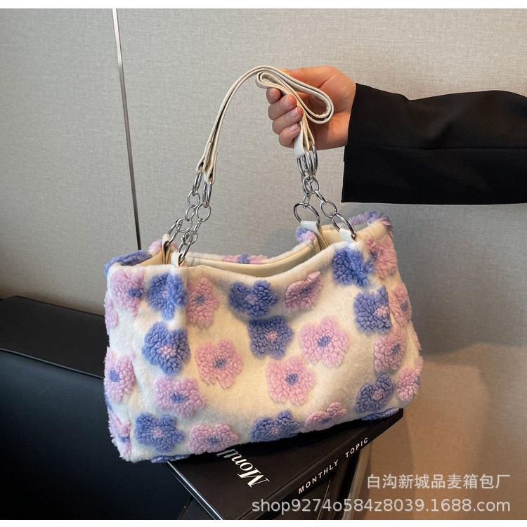 

Large-capacity trendy women s bag bag 2025 new plush casual versatile flower plush one-shoulder cross-body bag for women фиолетовый