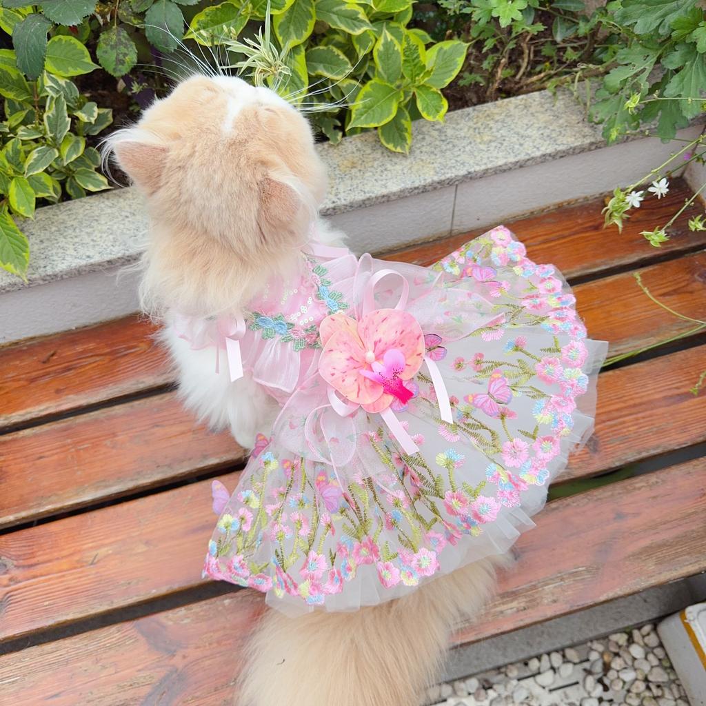 2026 Luxury Handmade Pet Dog Cats Clothes Fine Flower Embroidery Pink Blue Princess Dresses For Small Medium Dog Puppy Clothing