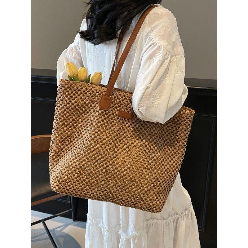 Large Capacity Straw Bag Women 2025 New Summer Versatile Commuter Woven Bag Seaside Vacation Beach Tote Bag