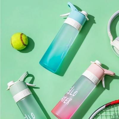 650ml with Handle Spray Gradient Water Bottle Cools Down Easy Carrying Sports Water Cup Drinkware Water Mist Travel Bottles