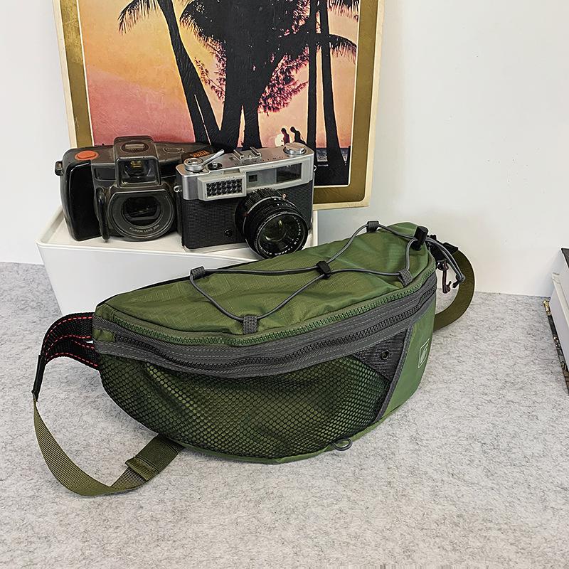 Breast Bag Men's and Women's Outdoor Sports City Leisure Fanny Pack Trendy Versatile Messenger Bag Small Backpack Walking Cycling Bag