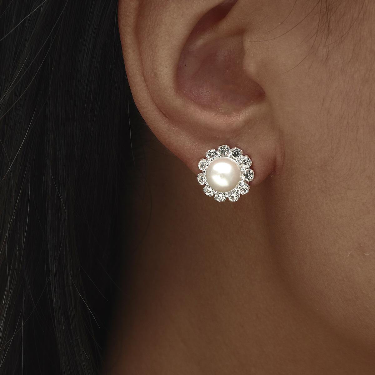 

Новые серьги Senior Sense Of Temperament со стразами, модный дизайн, универсальные серьги со стразами, женские серьги, 1 пара