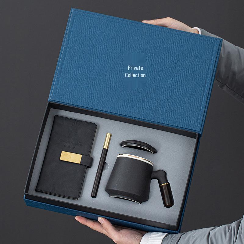 Jubiläumsgeschenke 2026: Büro-Souvenirbecher für Mitarbeiter und Kunden