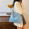Fashionable  Simple  Large Capacity Tote Bag Backpack for Women In Spring New Style Simple and Popular One-shoulder Crossbody Bag