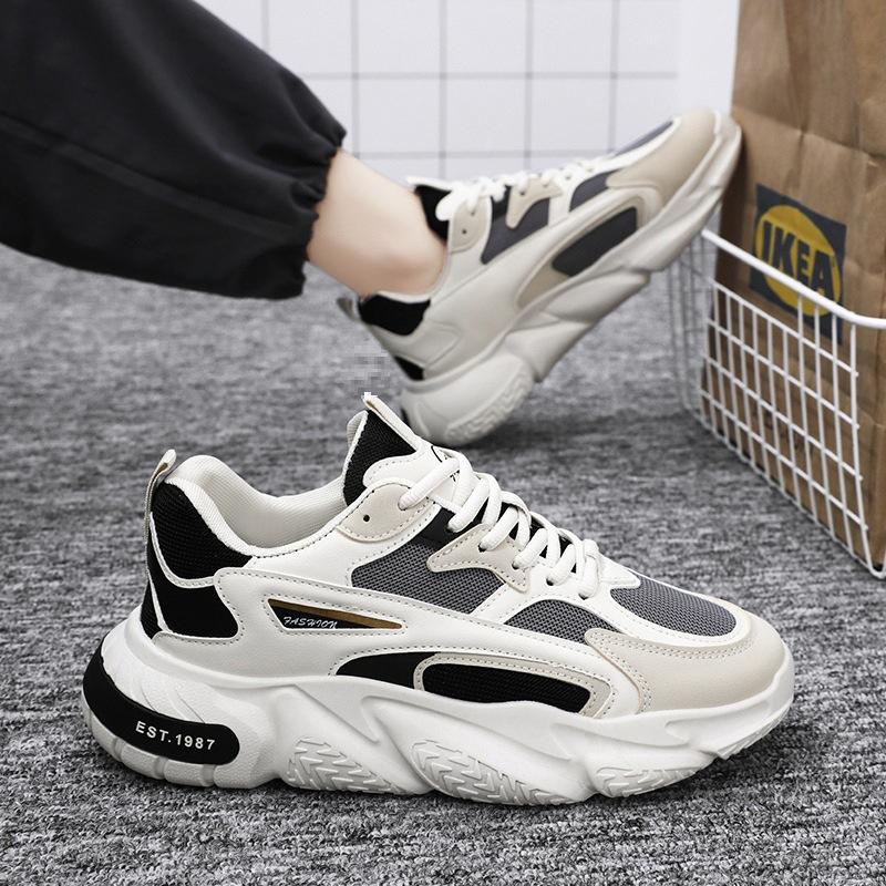 Discounted Men's Shoes New Lightweight and Comfortable Running Shoes for Teenagers Height Increasing Outdoor Casual Sports Shoes