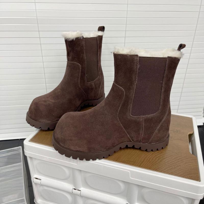 

Women s shoes winter new non-slip bottom sleeve matte leather inner heightening short boots retro Chelsea boots women 39 коричневый