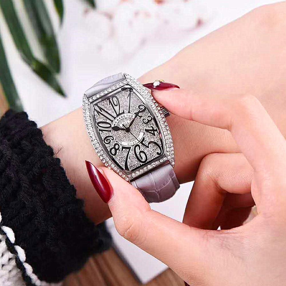 Voll Diamant Digitales Zifferblatt Mode Damen Armbanduhr Weinfass Lederarmband Studenten Trend Uhr