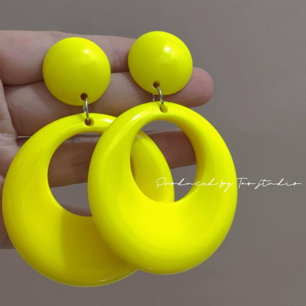 80S Retro Hong Kong Style Girls' Earrings, Ear Clips, Non-Pierced, Performance, European and American Exaggerated, Painless Fake Earrings, Accessories