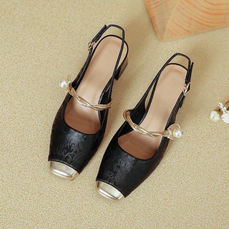 Half-bag head sandals women's word with medium heel new Mary Jane shoes empty thick heel single shoes