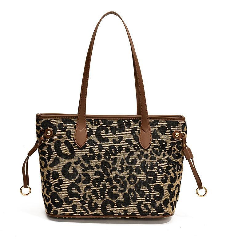 

Ретро сумка женская большой вместимости новая сумка-тоут на плечо с леопардовым принтом повседневная универсальная сумка для通勤 коричневый