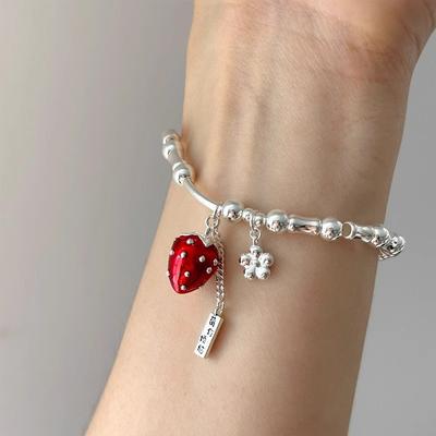 New Arrival Trendy Strawberry Platinum Plated Ladies Charm Bracelet Promotion Jewelry For Women Birthday Gifts No Fade