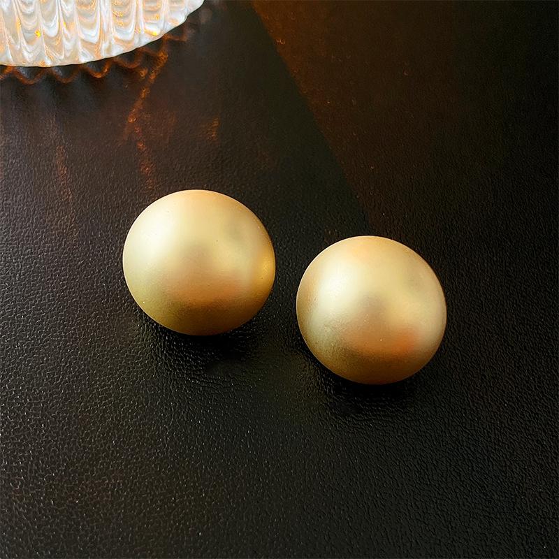 

Stylish Metallic Sterling Silver Geometric Stud Earrings for Women