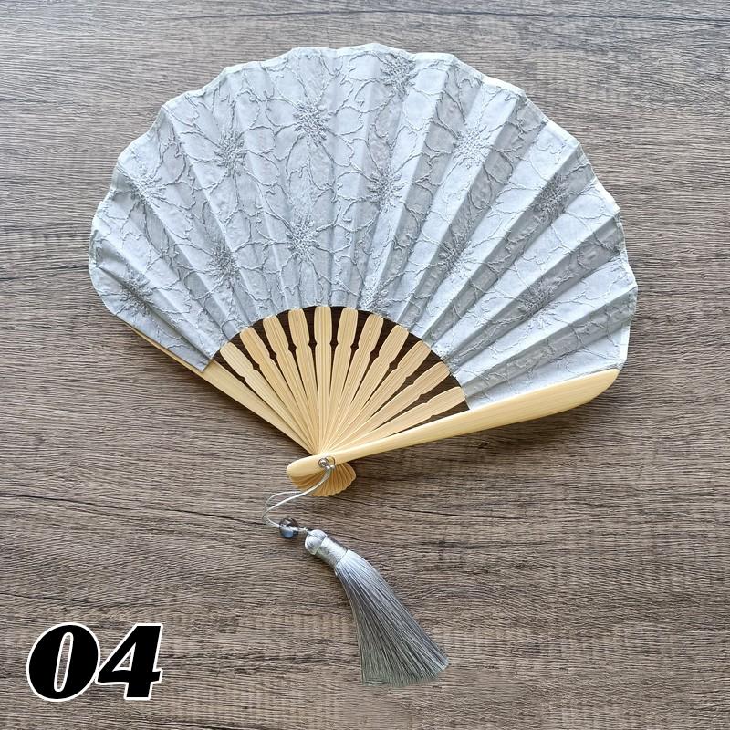 

Ручной складной веер Ретро веер в форме ракушки Веер в японском стиле из шелковой ткани и бамбука Складные веера с подвеской Свадебные ручные веера Реквизит для танцев