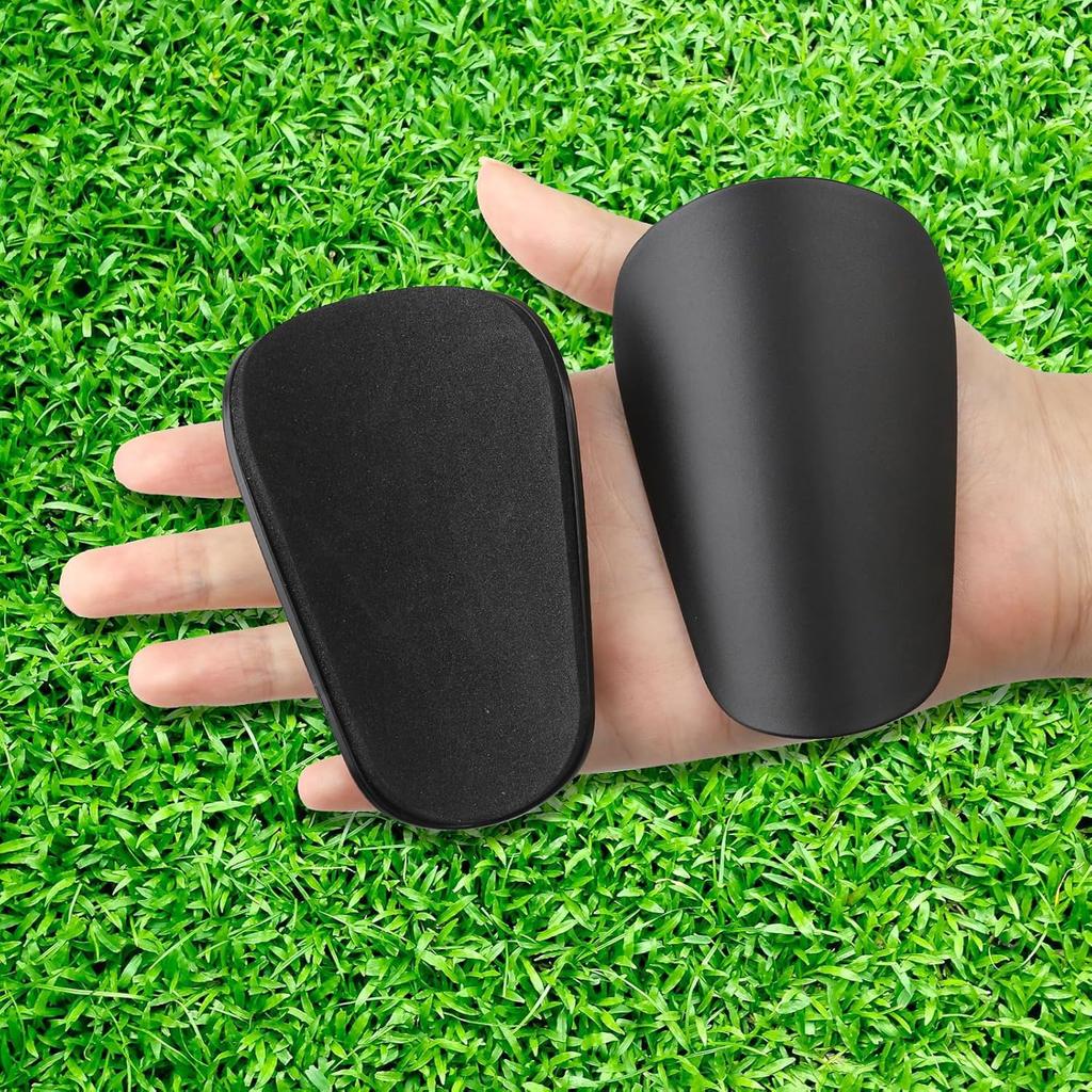 Cyiiifa Mini Fußballschienbeinschoner, Höhe 8 cm x Breite 5 cm,