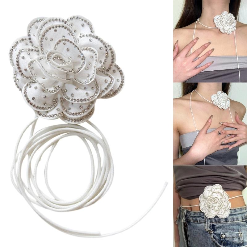 Stylish Pendant Necklace Jewelry Beautiful Necklace with Shimmering Embellishments Flower Decorated Neck Adornment