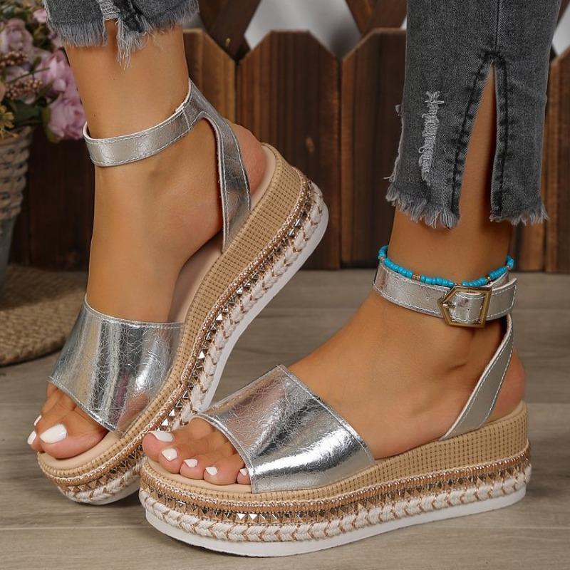 Spot 2026 Summer New Large Buckle Slope Heel Fashionable and Comfortable Thick Bottom Bright Face Women's Sandals