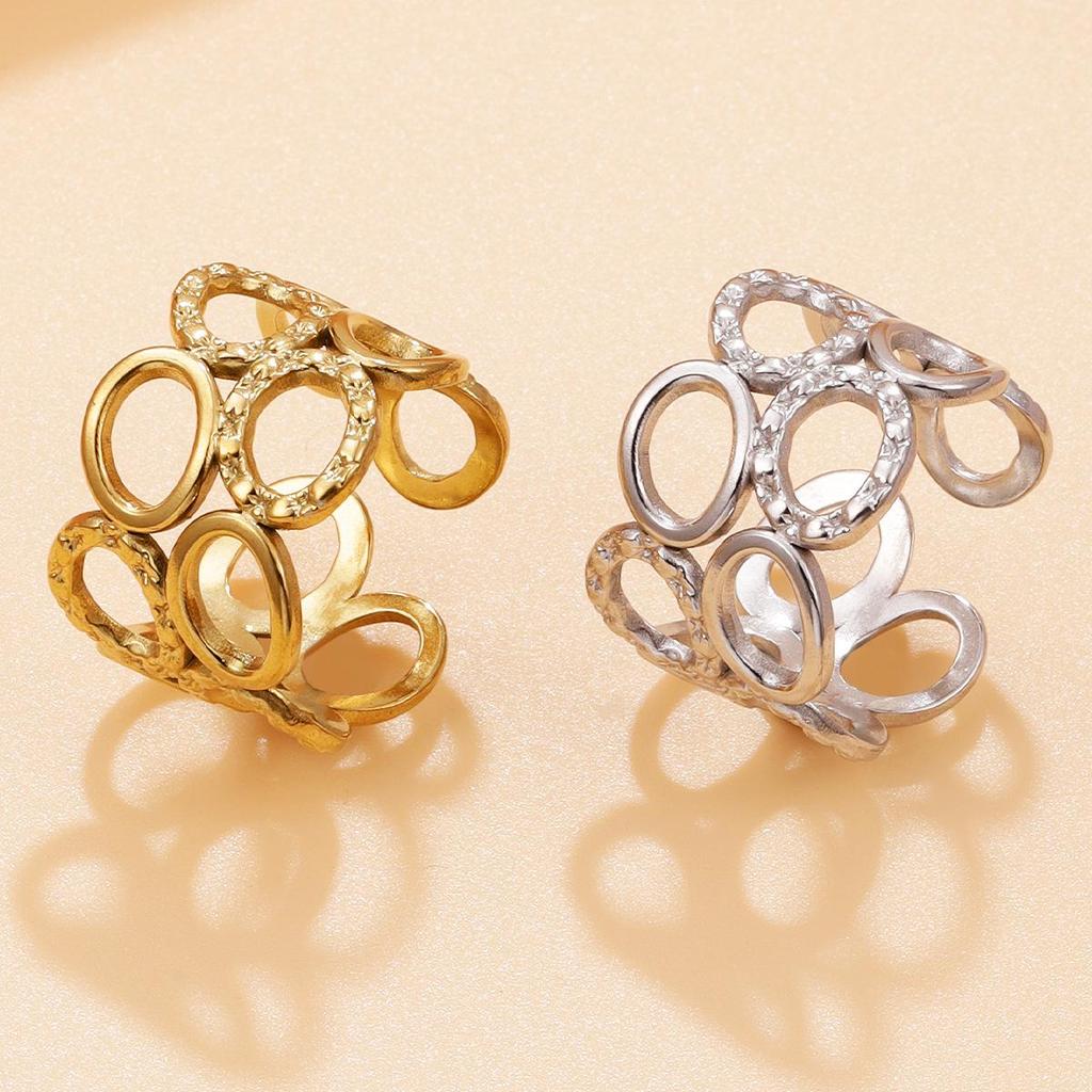 Women's Retro Hollow Geometric Oval Ring with Smooth Asymmetrical Design - Non-fading Jewelry