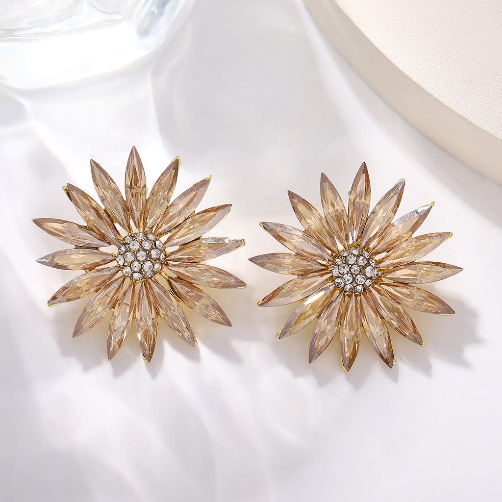 Fashion Daisy Sunflower Stud Earrings With Rhinestones Colorful Gemstone Floral Earrings Elegant Jewelry For Women