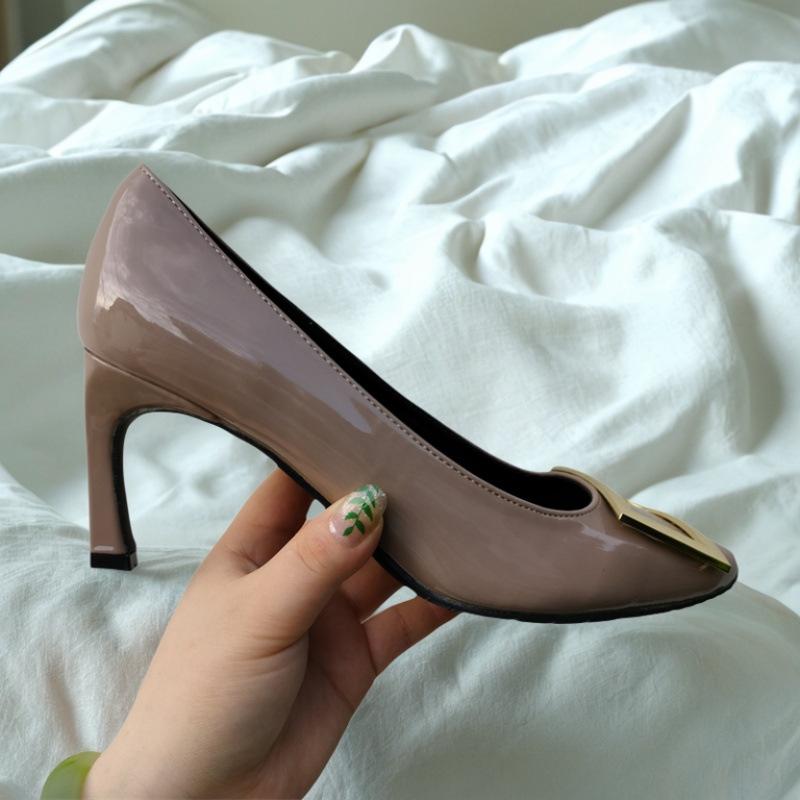 Lady Ww Classic Rv Square Buckle Small Square Head Shallow Mouth High Heels Women's Autumn and Winter New Thick Heel Flat Bottom Commuter Shoes