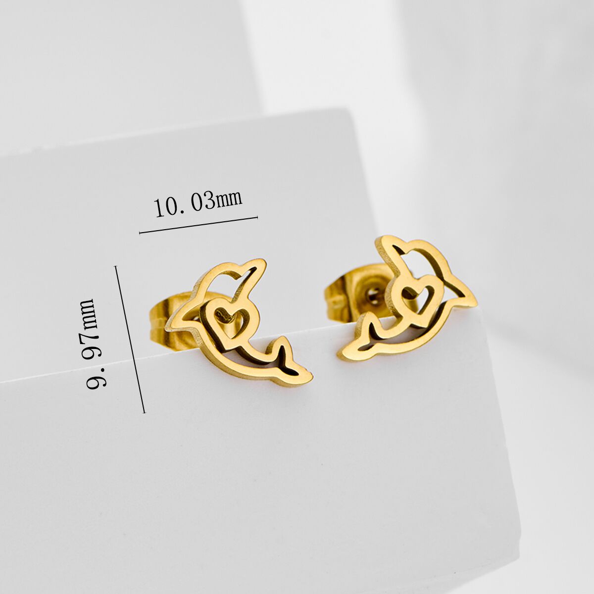 

New Stainless Steel Earrings Hummingbird Octopus Dog Rose Pattern Cartilage Piercing Earring Womens Earring 2025 Gold color