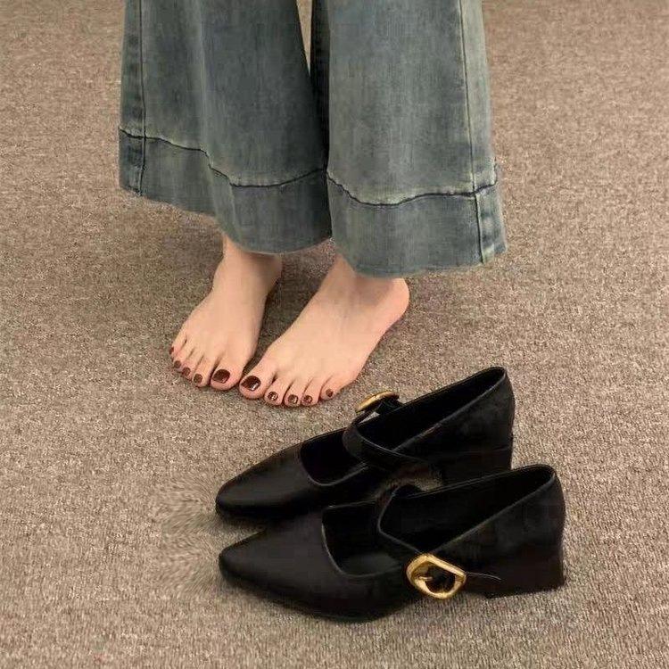 Comfortable temperament soft sole thick heel leather surface single shoes new niche design Mary Jane