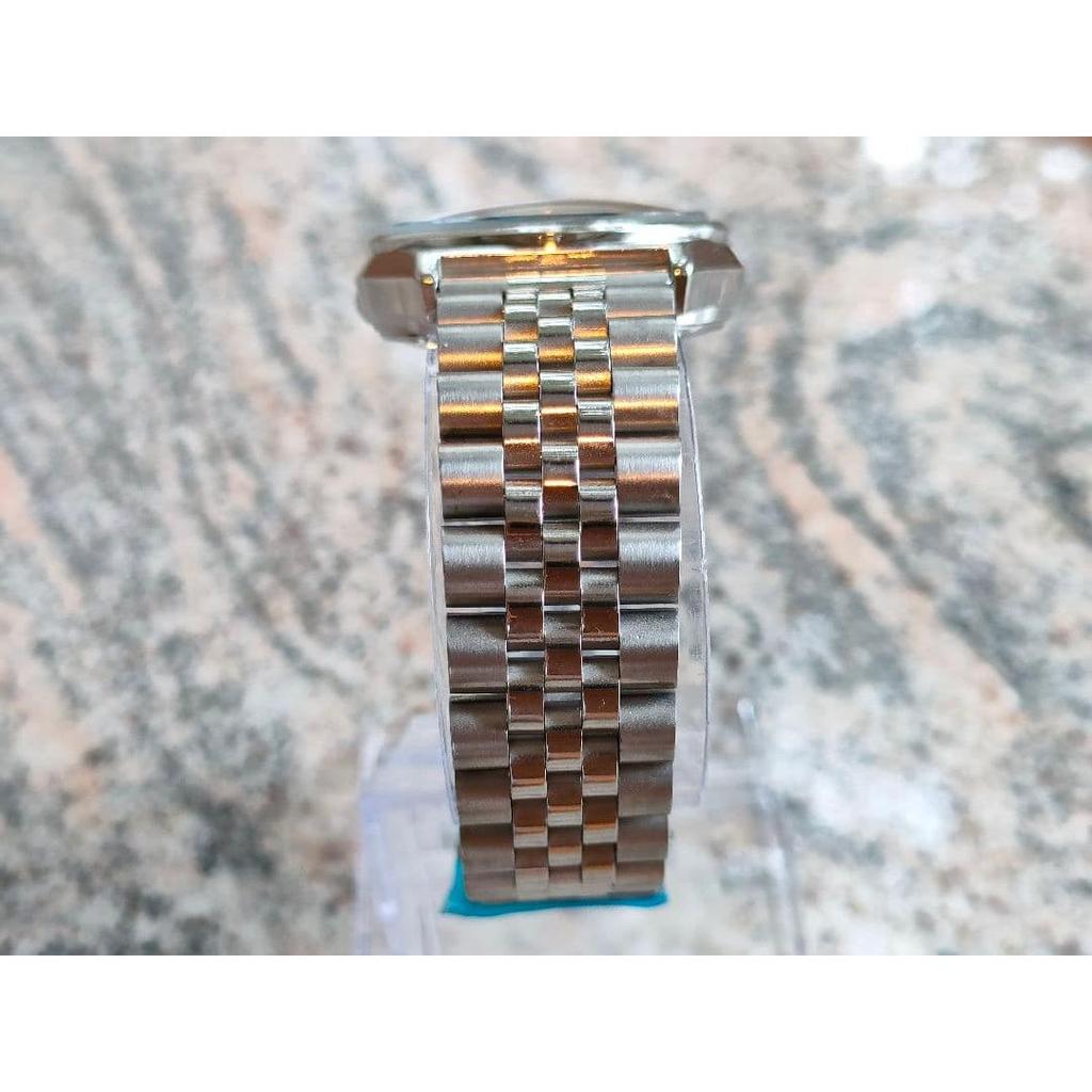 Used Beautiful condition SEIKO SilverWave quartz, working, new bracelet
