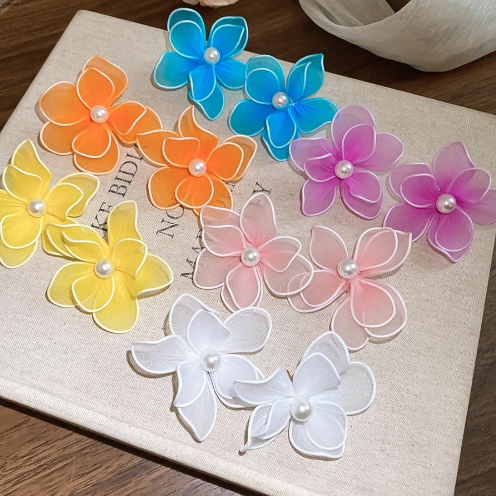 Big Floral Iron Mesh Flower Earrings Pearl Ladies Stud Earrings Women Floral Ear Studs Daily Wear