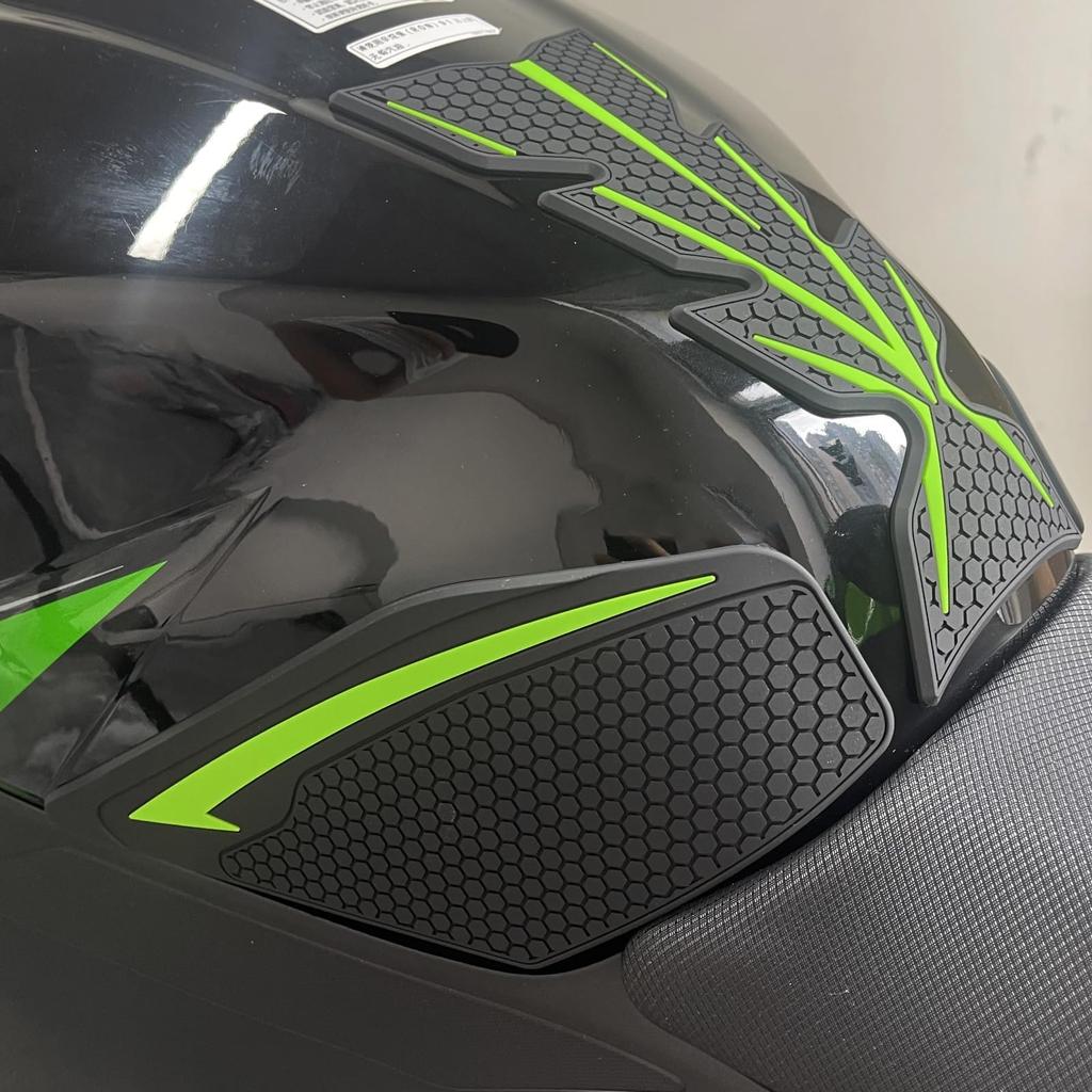 HRuizq Traction Pad Street Bike Kit for Kawasaki Ninja 400 (2018-2024), Ninja 250 (2019-2024), Z250 (2019-2024), and Z400 (2018-2024) - Green Tank Pad
