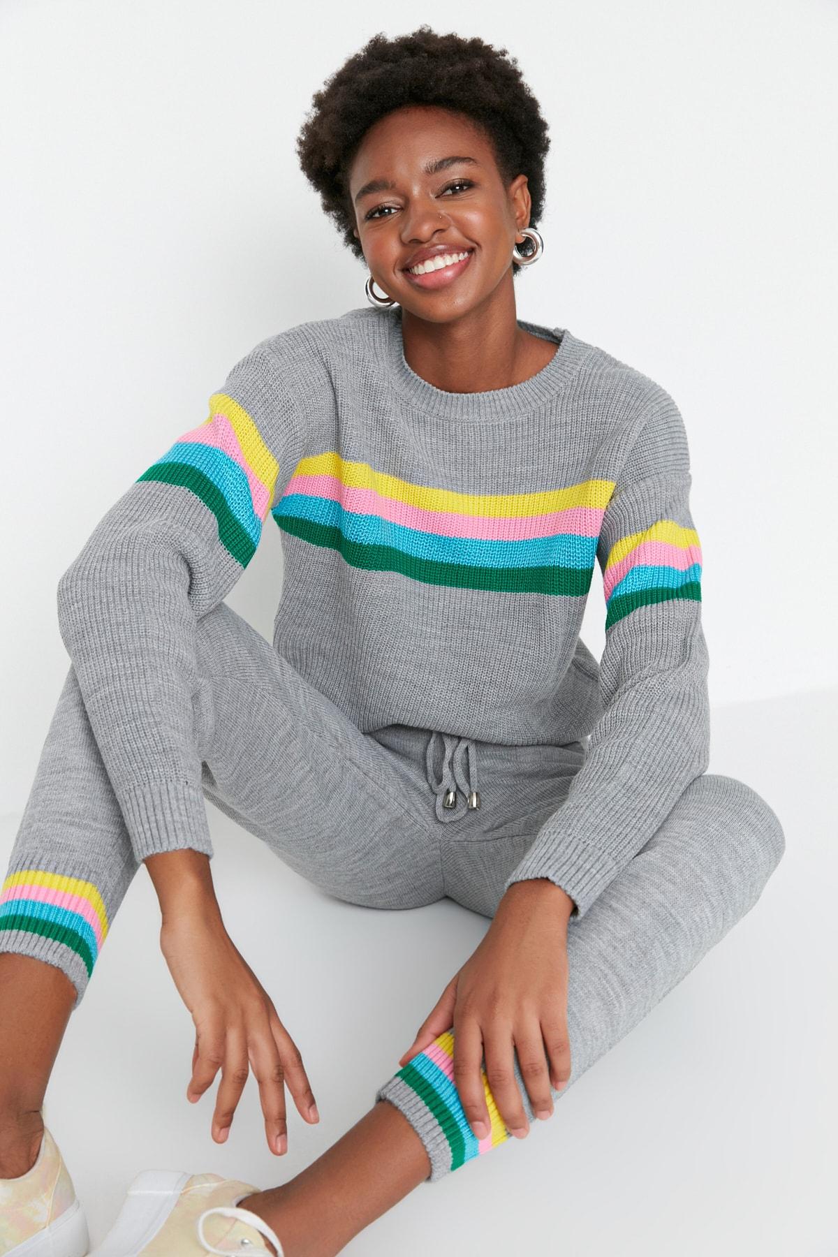 

Комплект из 2-х трикотажных изделий в серую полоску: верх и низ TWOAW21AU0041..