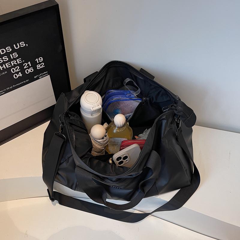 Women's Versatile Cross-Border Fitness Bag: Fashionable Sports Tote for Travel, Short Trips, and Commutes