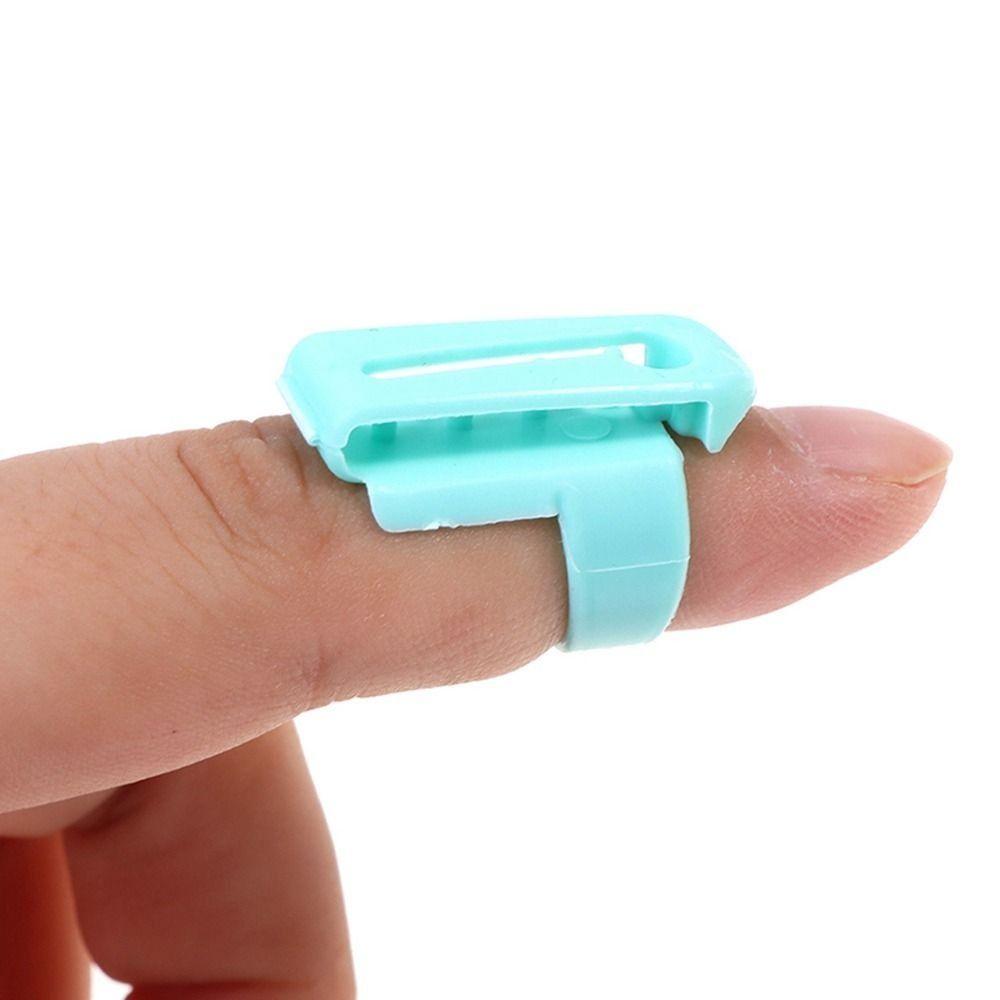 DIY Creative Wool Finger Sewing Accessories Ring Splitter Knitting Tool Yarn Guides Thimble