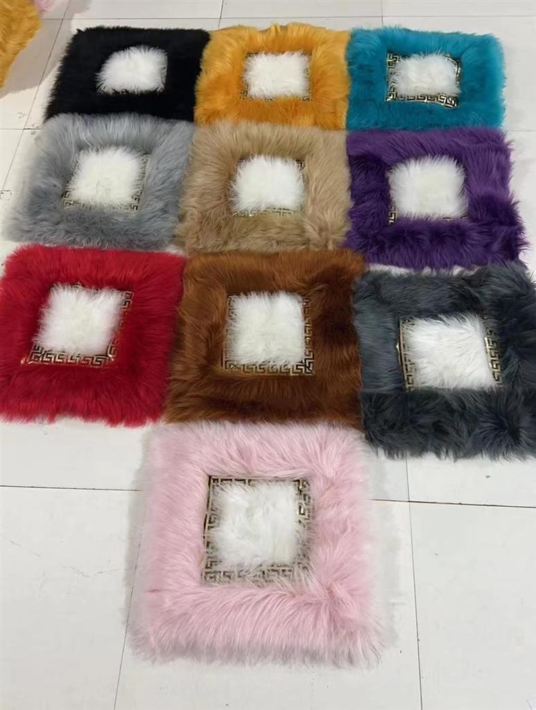 European Style Long Plush Cushion Cover for Home Furnishing