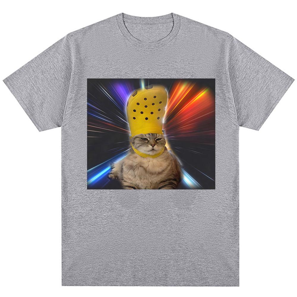 Funny Cat with Croc on Its Head Meme T Shirt Men Women Humor Popular Joke T-shirts Personality Oversized Cozy Cotton O-Neck Tees