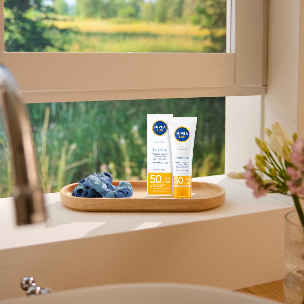Nivea Sun Sensitive Krem Ochronny Z Filtrem Spf 50 Do Skóry Wrażliwej 50Ml