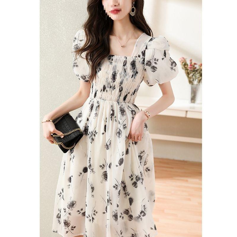 Platycodon style square collar floral dress summer popular women's clothing Mori temperament vacation super fairy princess dress