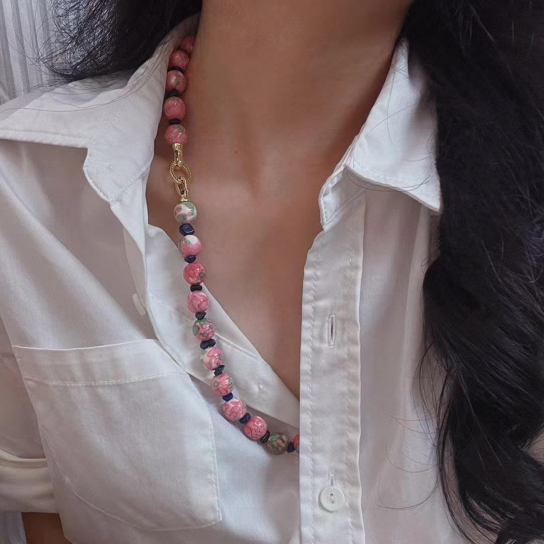 

Vintage Natural Lapis Lazuli Pink Green Glazed Ceramic Beads Small Long Chain Sweater Chain Necklace Women S Beads