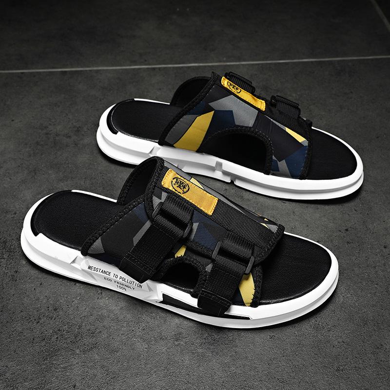 Fashion Men's Sandals Anti slip Versatile Beach Shoes New Summer Slippers Anti odor Dual purpose Men's Fashion Waterproof Cool Slippers