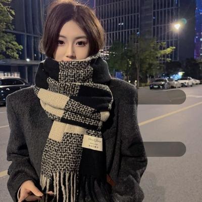 Women's Winter Thickened Senior Sense of Plaid Scarf New Female England Retro Korean Version of Warm Shawl