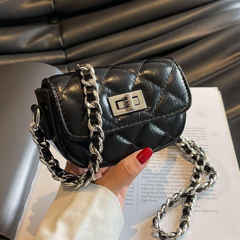 Chic Silver Mini Shoulder Bag For Women Soft Texture And Stylish Quilted Design
